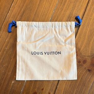 7 x 7.5 in. Louis Vuitton Tan Dust Bag with Blue Drawstrings